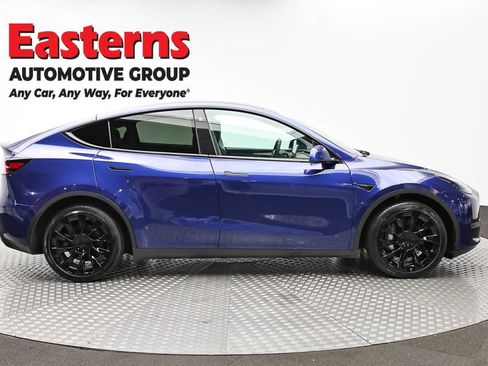 Used 2023 Tesla Model Y Long Range AWD/4WD image 4