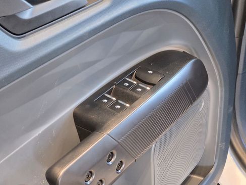 New 2026 Ford Maverick XL image 18