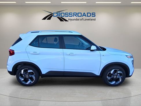 New 2025 Hyundai Venue SEL image 6