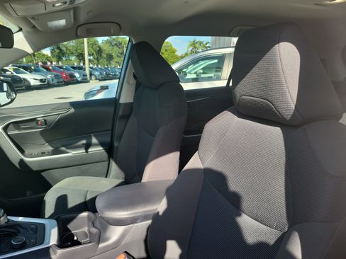 Certified 2024 Toyota RAV4 LE AWD/4WD image 22