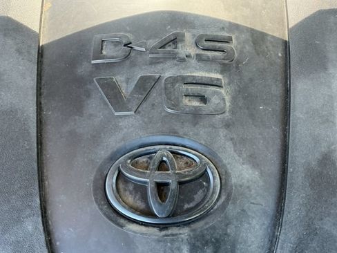 Used 2018 Toyota Tacoma Limited AWD/4WD image 25