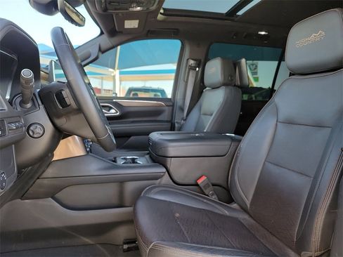 Used 2023 Chevrolet Suburban High Country w/ Premium Package 2 image 12