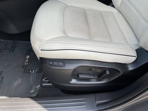 Used 2025 MAZDA CX-5 AWD 2.5 S w/ Preferred Package image 16