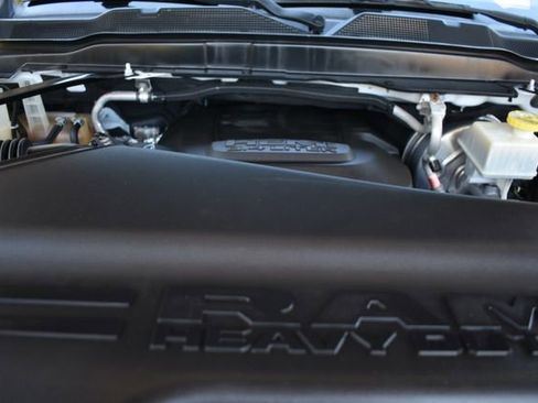Used 2022 RAM 2500 Tradesman w/ Chrome Appearance Group AWD/4WD image 20