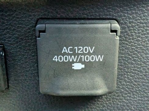 Used 2025 Toyota Sequoia Limited image 15