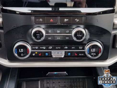 Used 2024 Ford Expedition Max XLT image 26