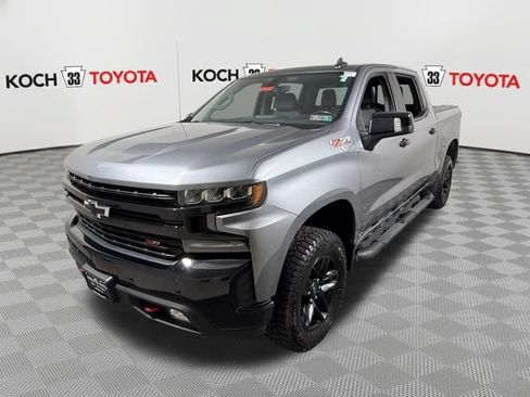 Used 2020 Chevrolet Silverado 1500 LT Trail Boss AWD/4WD image 3