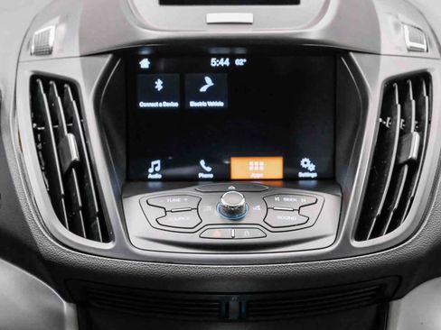 Used 2016 Ford C-MAX SE w/ Equipment Group 202A image 14