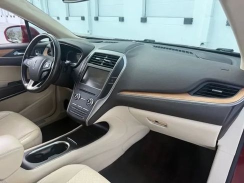 Used 2015 Lincoln MKC FWD w/ Equipment Group 102A Reserve image 16
