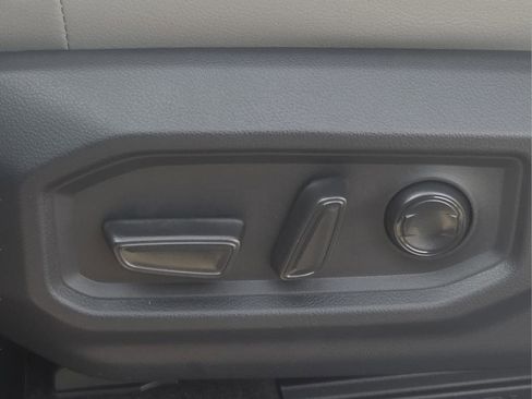 New 2026 Toyota Tundra Limited image 19