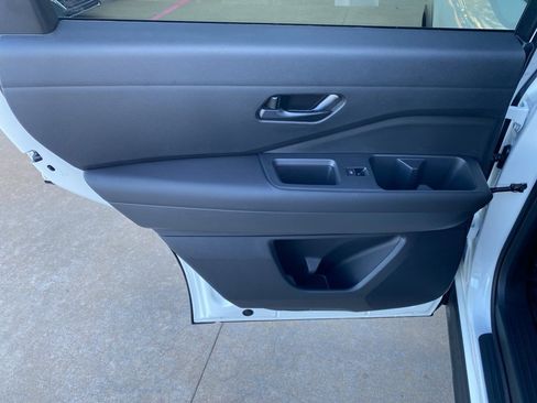 New 2025 Nissan Pathfinder Rock Creek image 15