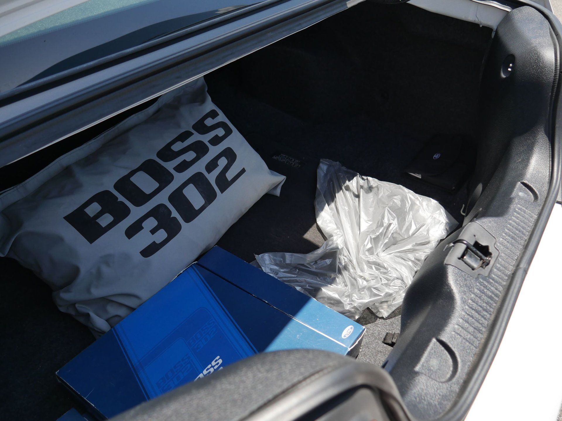 Used 2012 Ford Mustang Boss 302 w/ Boss 302 Accessory Pkg RWD image 87