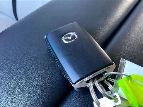 Certified 2024 MAZDA CX-90 3.3 Turbo w/ Premium Package image 12