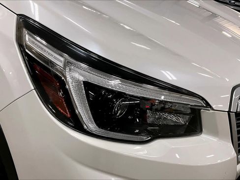 Used 2021 Subaru Forester image 27
