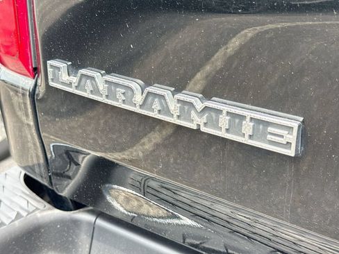 Used 2023 RAM 1500 Laramie AWD/4WD image 7