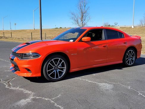 Used 2022 Dodge Charger R/T w/ Plus Group image 3