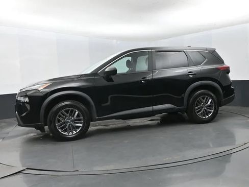 Used 2024 Nissan Rogue S AWD/4WD image 5