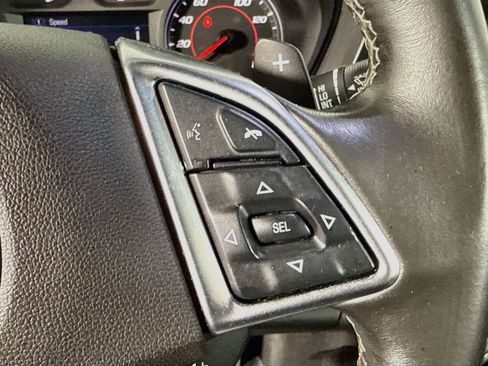 Used 2020 Chevrolet Camaro LT RWD image 15