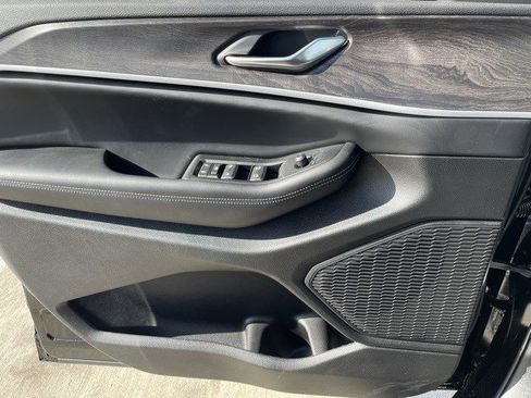 New 2026 Jeep Grand Cherokee Altitude image 14