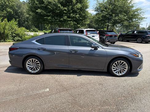 Used 2022 Lexus ES 350 Ultra Luxury FWD image 8