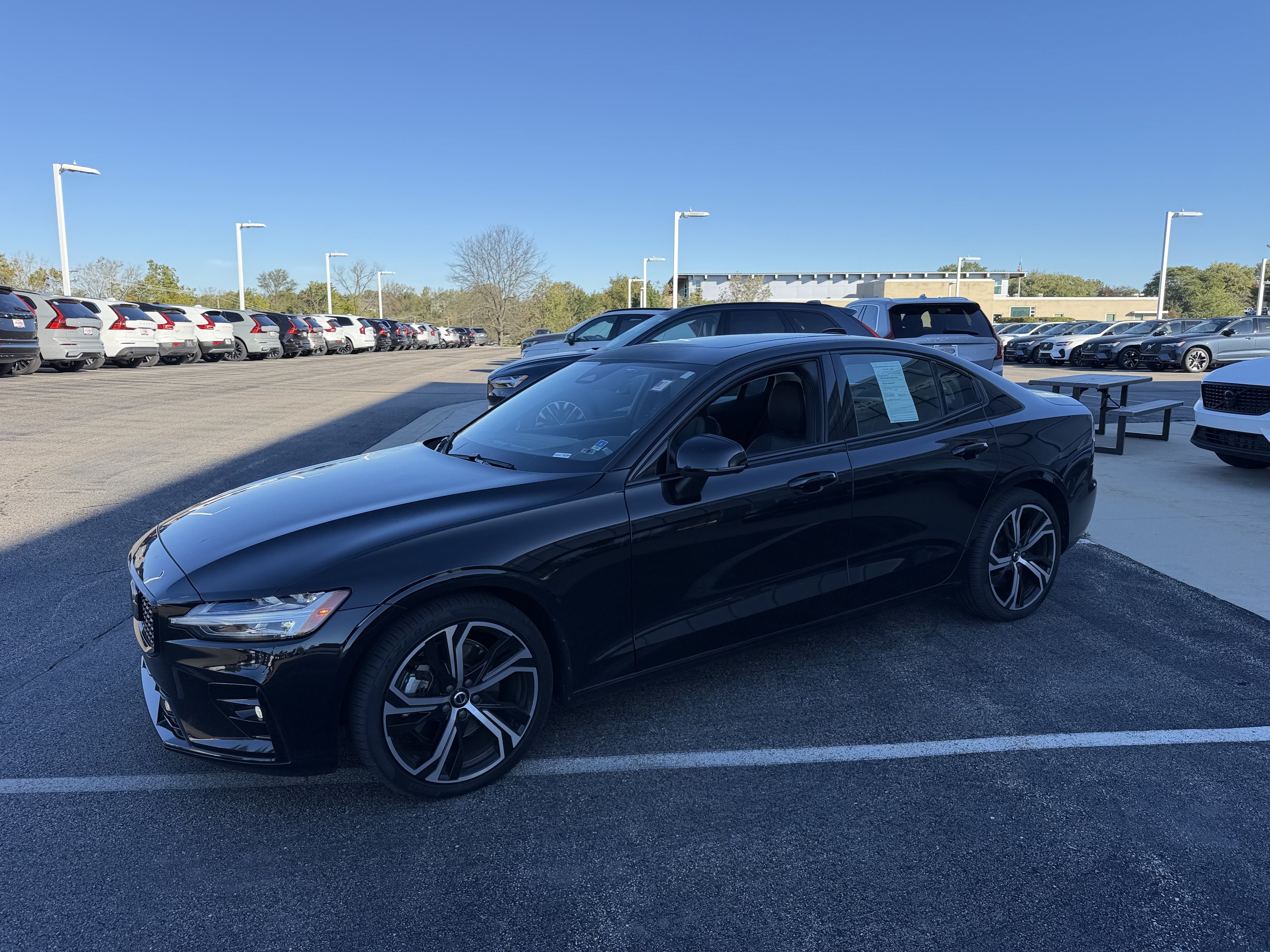 Used 2024 Volvo S60 B5 Core w/ Climate Package FWD image 6