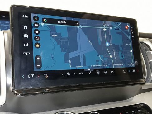 Used 2025 Ford Expedition Active AWD/4WD image 24