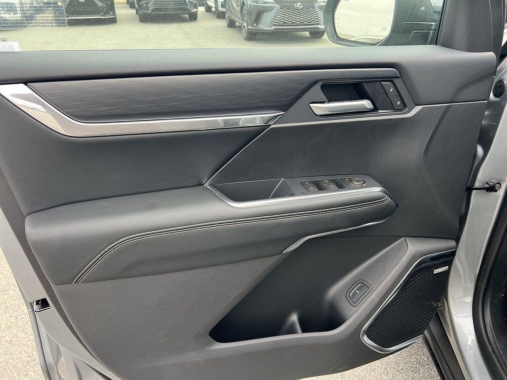 New 2026 GMC Acadia Elevation FWD image 10