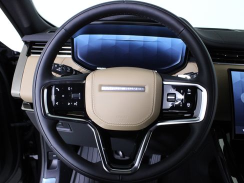 New 2026 Land Rover Range Rover Sport SE image 17