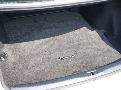 Used 2016 Lexus IS 300 AWD w/ F Sport Package image 9