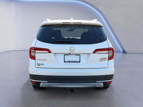 Used 2019 Honda Pilot Touring image 6