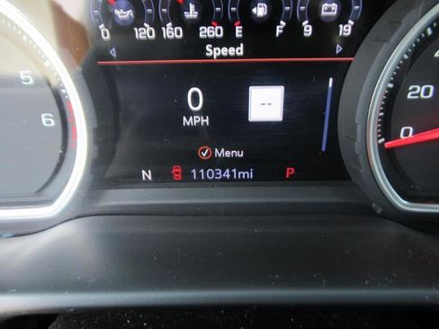 Used 2019 Chevrolet Silverado 1500 High Country w/ Technology Package image 36