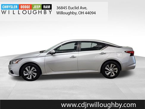 Used 2020 Nissan Altima 2.5 S image 5
