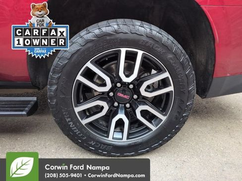 Used 2023 GMC Yukon XL AT4 w/ AT4 Premium Plus Package AWD/4WD image 33