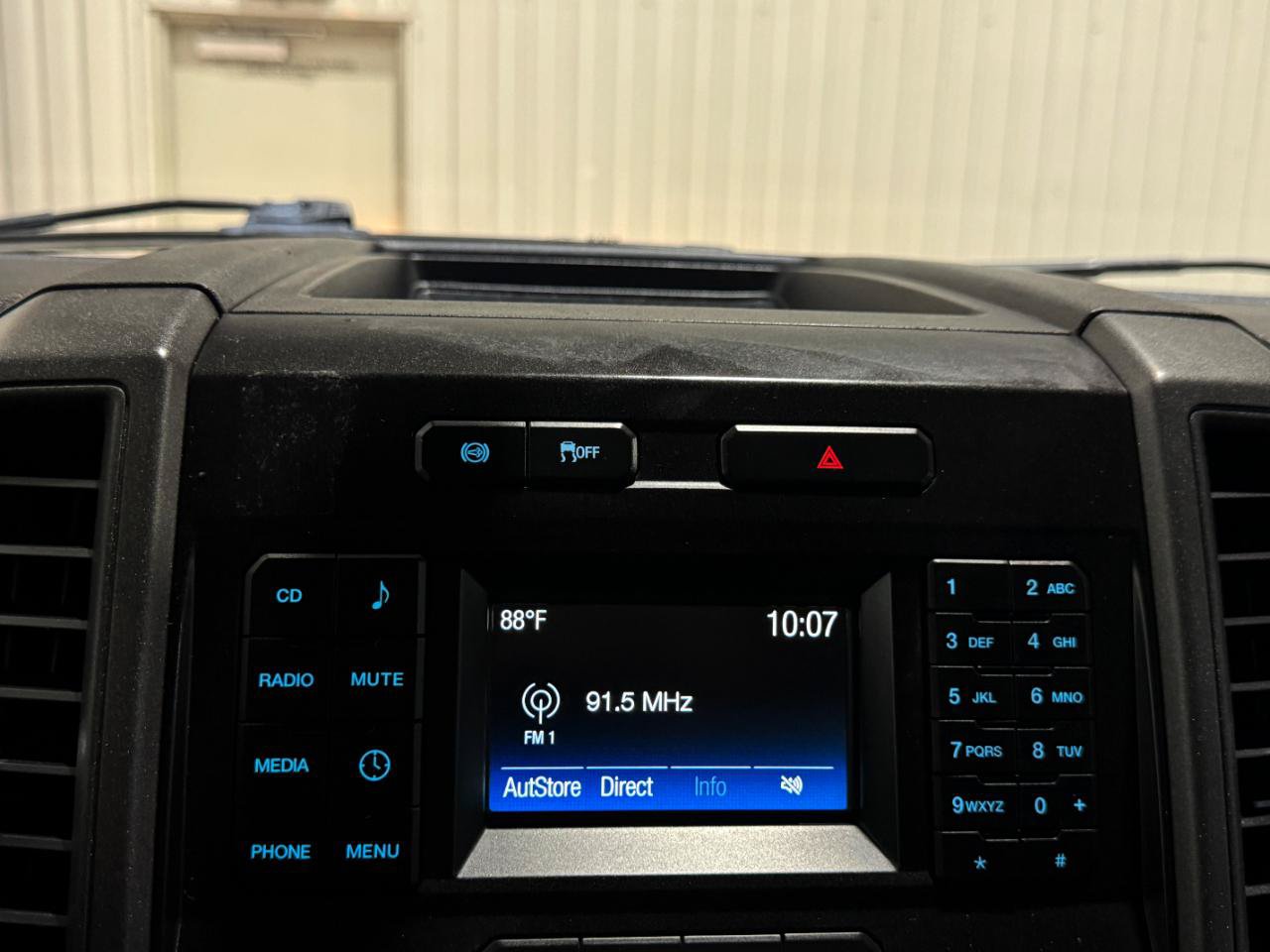 Used 2018 Ford F350 XL w/ Power Equipment Group AWD/4WD image 31