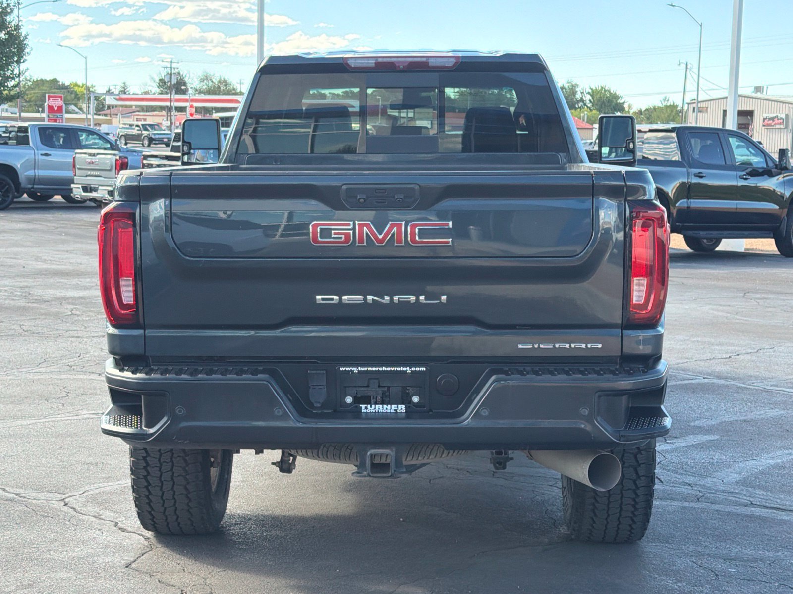 Used 2022 GMC Sierra 3500 Denali AWD/4WD image 5