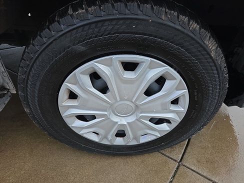 Used 2024 Ford Transit 250 Low Roof w/ Exterior Upgrade Package image 12