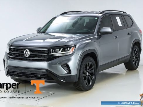 Used 2023 Volkswagen Atlas SE w/ Black Wheel Package FWD image 40