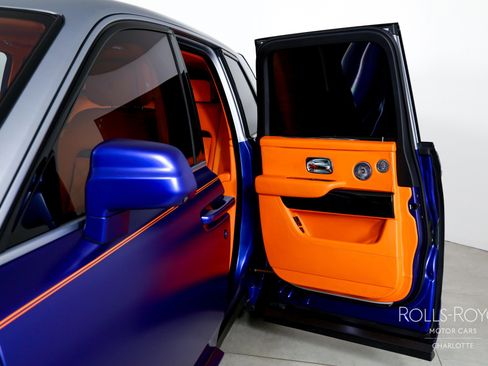 Used 2019 Rolls-Royce Cullinan image 17