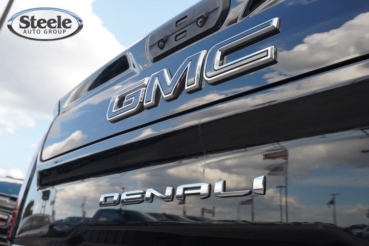 Certified 2026 GMC Sierra 2500 Denali Ultimate w/ LPO, GMC Protection Package AWD/4WD image 22