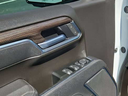 Certified 2025 Chevrolet Silverado 1500 LT w/ Safety Package RWD image 12