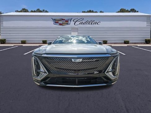 Used 2024 Cadillac Lyriq Tech w/ Driver Assist Package RWD image 9