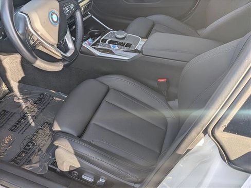 Used 2023 BMW i4 eDrive35 w/ Premium Package image 11