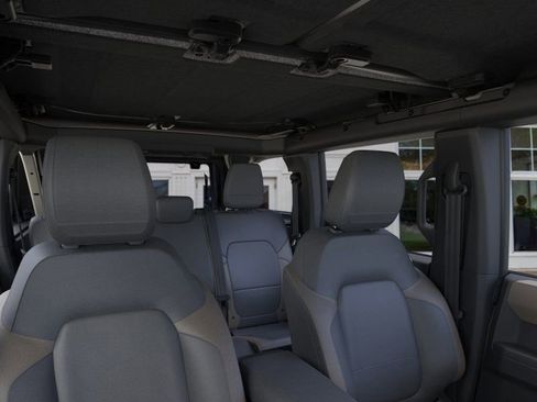 New 2025 Ford Bronco Big Bend image 12