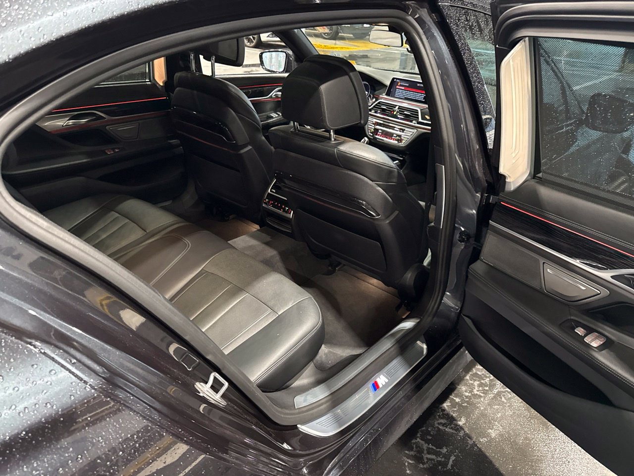 Used 2019 BMW 740i xDrive w/ Executive Package AWD/4WD image 13