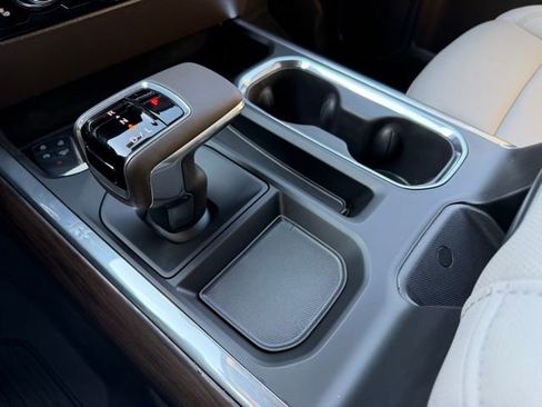 Used 2026 GMC Sierra 1500 SLT w/ SLT Premium Plus Package image 12