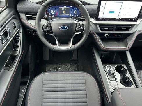 New 2026 Ford Explorer ST-Line w/ ST-Line Street Pack image 12