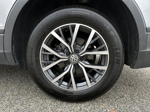 Used 2021 Volkswagen Tiguan S image 19