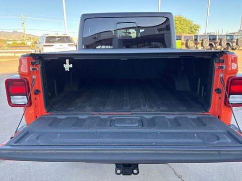Used 2023 Jeep Gladiator Sport AWD/4WD image 47