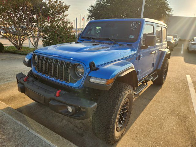 Used 2025 Jeep Wrangler Unlimited Rubicon AWD/4WD image 3