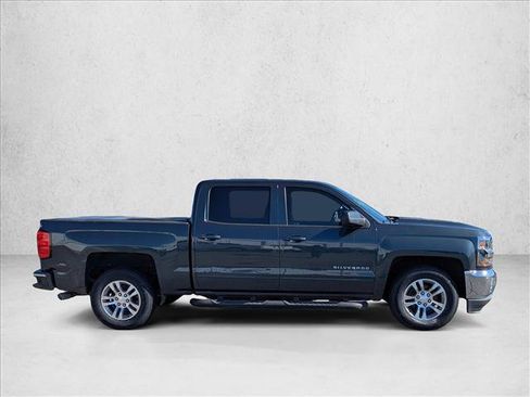 Used 2018 Chevrolet Silverado 1500 LT w/ All Star Edition image 4